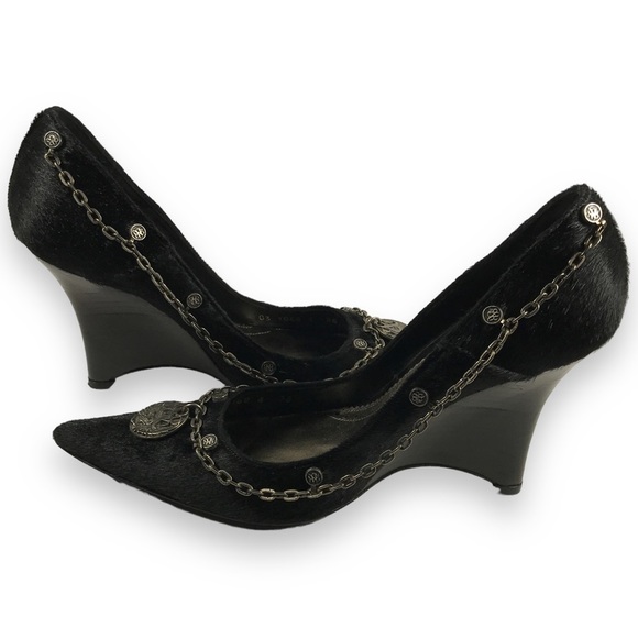 Rock & Republic Pointed Toe Fur Wrap Around Chained Logo Wedge Black Size EU 36 - Picture 11 of 15